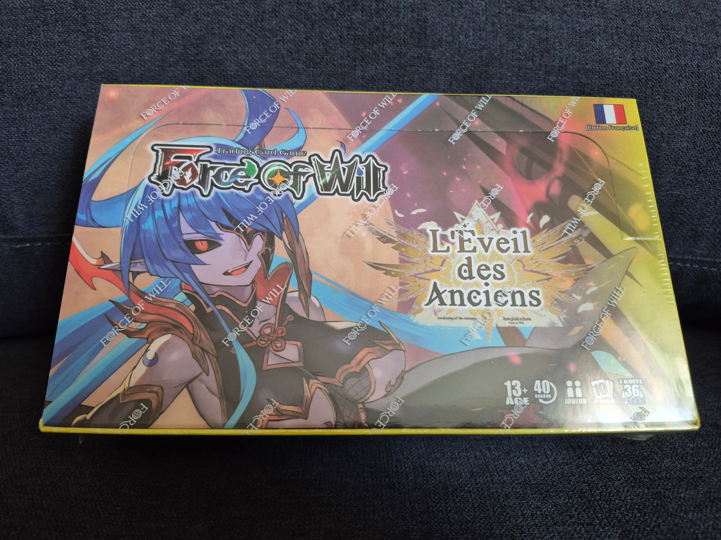Force of Will display de 36 Boosters V3 Awakening of the Ancients L'Éveil des Anciens Version Francaise
